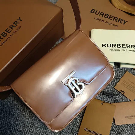 バーバリー ス ショルダーバッグ