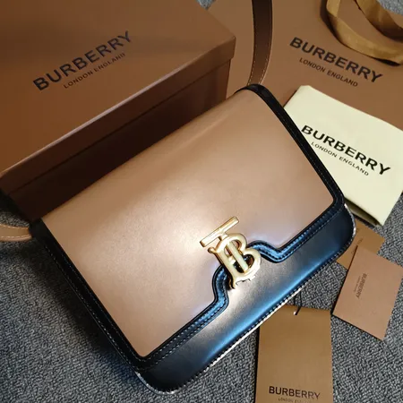 バーバリー ス ショルダーバッグ