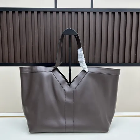 イブサンローラン ハンドバッグ