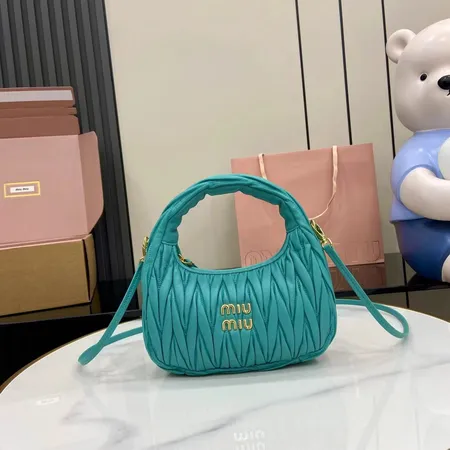 ミュウミュウ ハンドバッグ