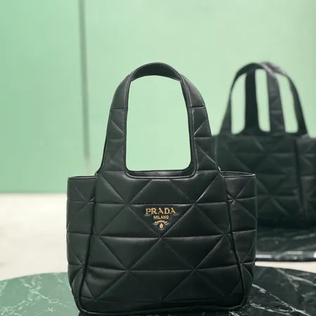 プラダ ハンドバッグ