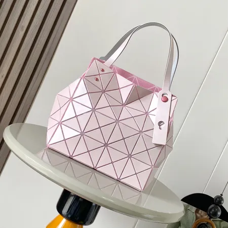 イッセイ ミヤケ ハンドバッグ