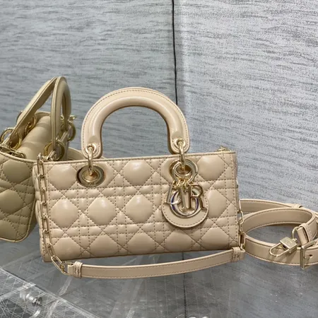 ディオール ハンドバッグ