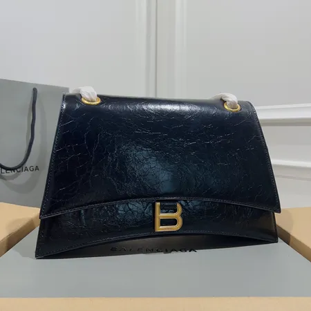 バレンシアガ ショルダーバッグ
