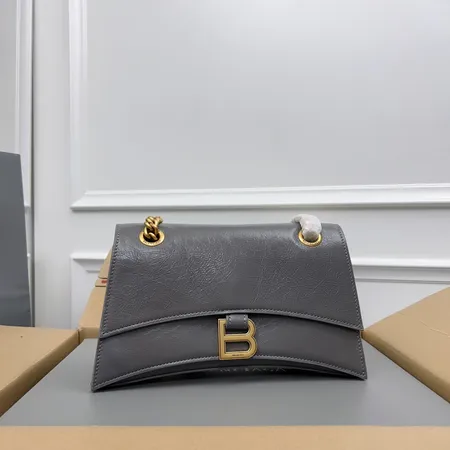 バレンシアガ ショルダーバッグ