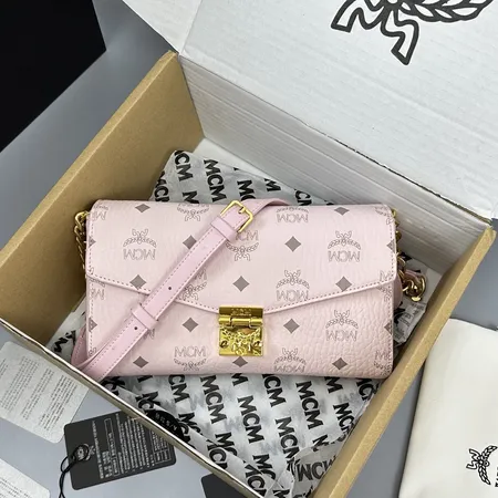 エムシーエム ショルダーバッグ