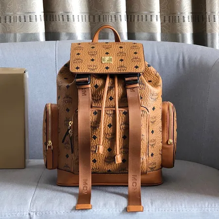 エムシーエム ショルダーバッグ