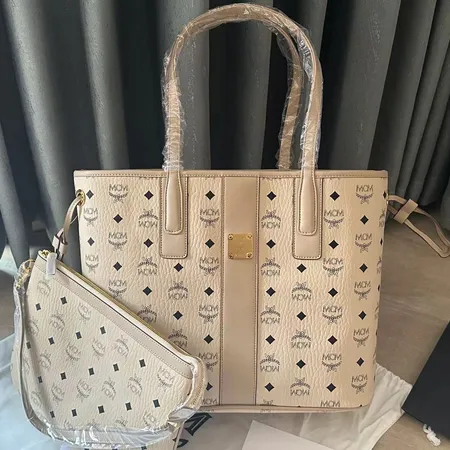 エムシーエム ショルダーバッグ