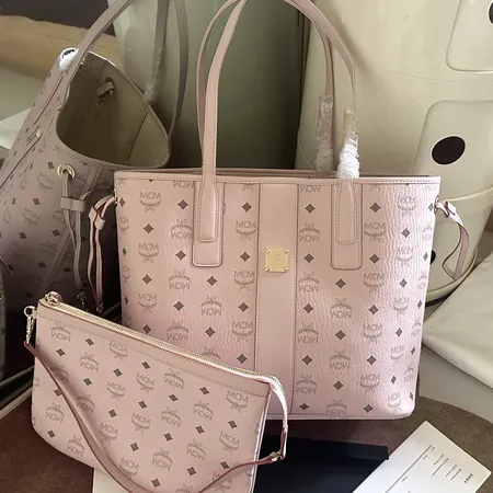 エムシーエム ショルダーバッグ