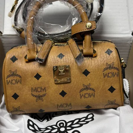 エムシーエム ハンドバッグ