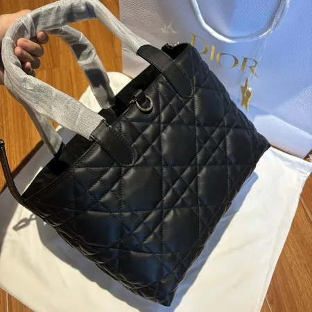 ディオール ハンドバッグ