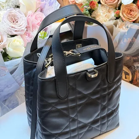 ディオール ハンドバッグ