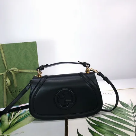 グッチ ショルダーバッグ