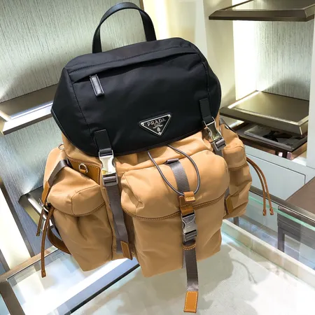 プラダ リュックサック
