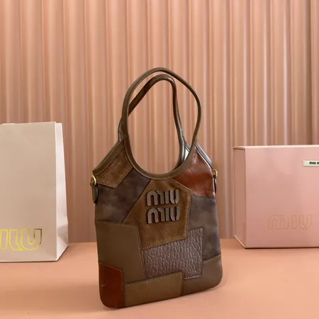 ミュウミュウ ハンドバッグ