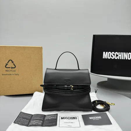 ヴィヴィアン・ウエストウッド ハンドバッグ