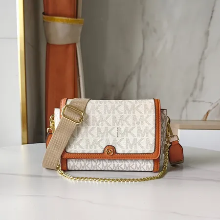 マイケルコース ショルダーバッグ