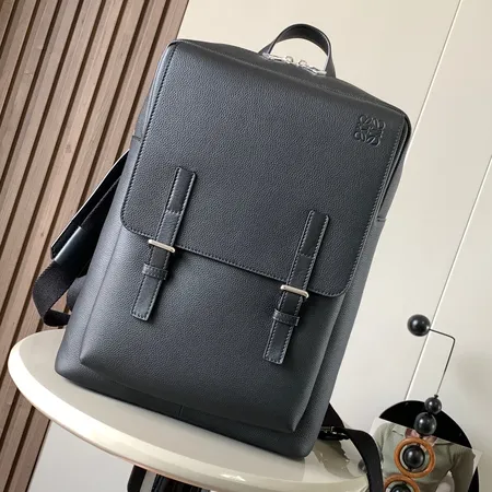 ミュウミュウ ショルダーバッグ