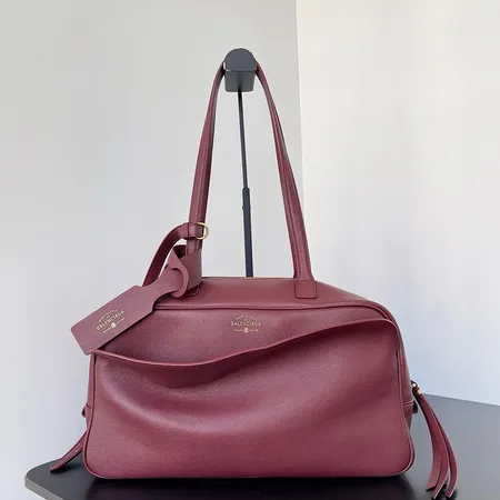 バレンシアガ ショルダーバッグ