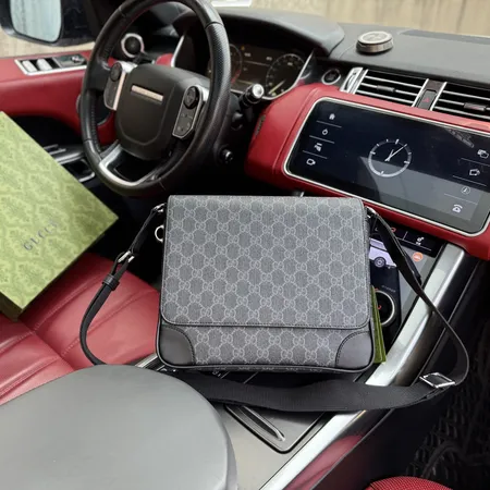 グッチ ショルダーバッグ