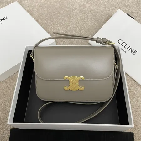 セリーヌ ショルダーバッグ