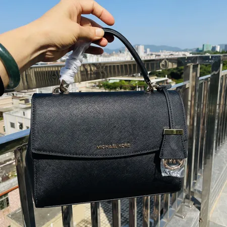 マイケルコース ショルダーバッグ