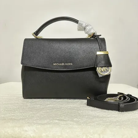 マイケルコース ショルダーバッグ