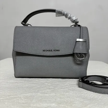 マイケルコース ショルダーバッグ