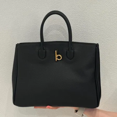 バーバリー ス ショルダーバッグ