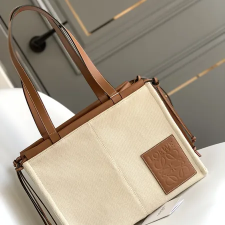 ロエベ ショルダーバッグ