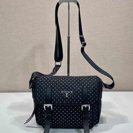 プラダ ショルダーバッグ