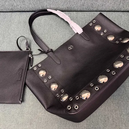 ヴァレンティノ ハンドバッグ