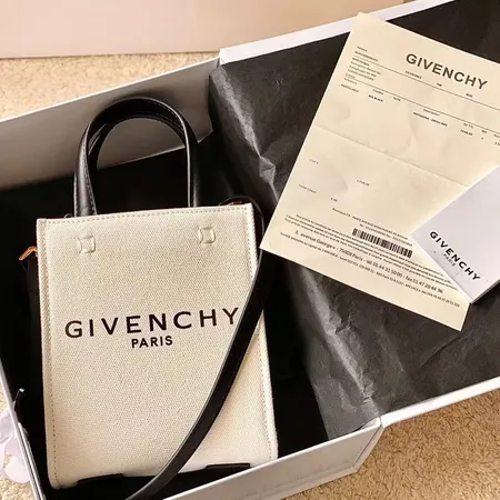 ジバンシィ ハンドバッグ