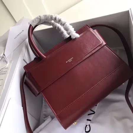 ジバンシィ ハンドバッグ