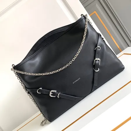 ジバンシィ ハンドバッグ