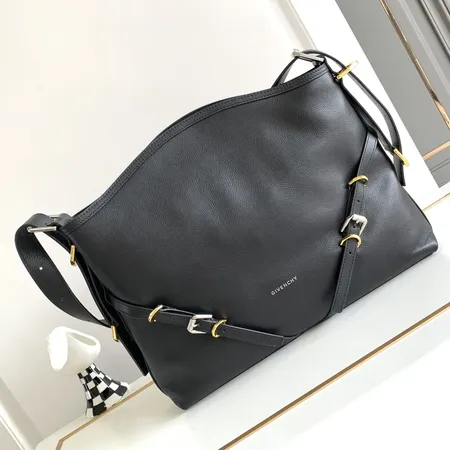 ジバンシィ ハンドバッグ