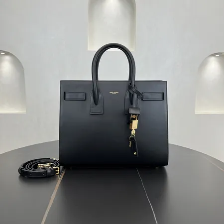 イブサンローラン ハンドバッグ