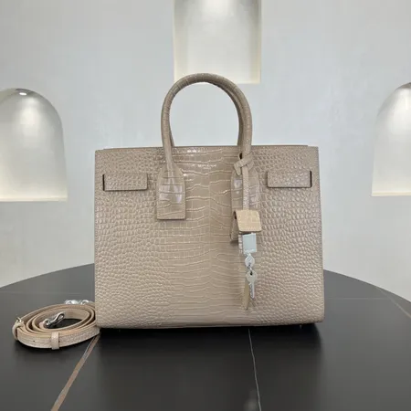 イブサンローラン ハンドバッグ