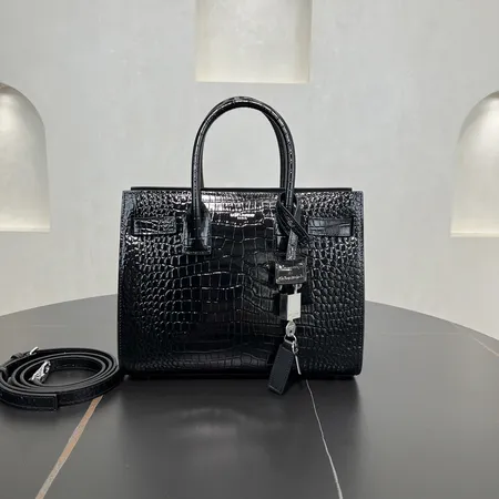 イブサンローラン ハンドバッグ