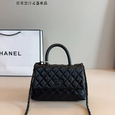 シャネル ハンドバッグ