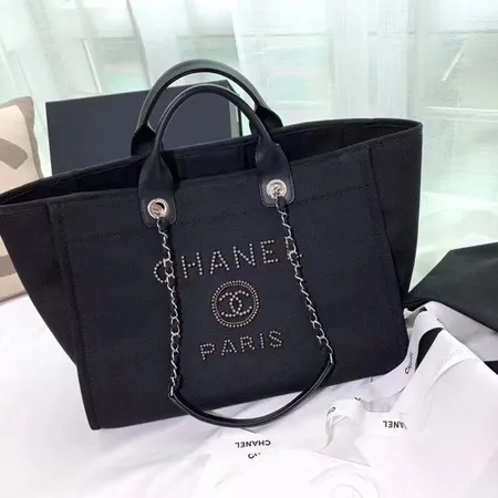 シャネル ハンドバッグ