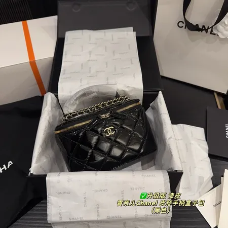 シャネル ショルダーバッグ