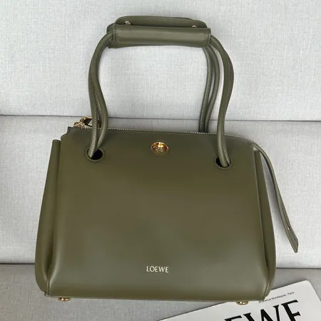 ロエベ ハンドバッグ