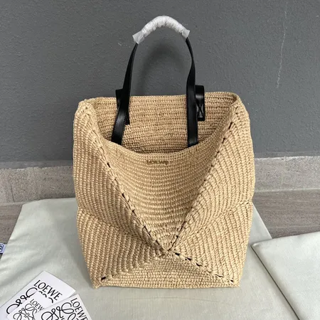 ロエベ ハンドバッグ