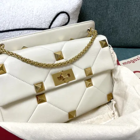 ヴァレンティノ ハンドバッグ