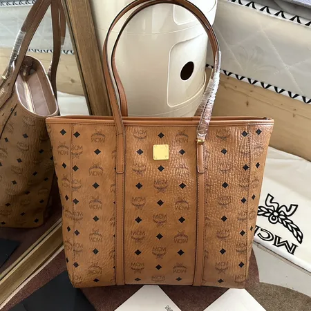 エムシーエム ハンドバッグ