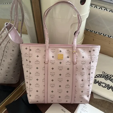 エムシーエム ハンドバッグ