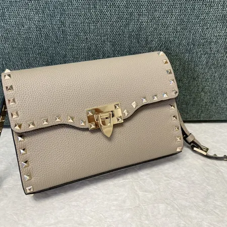 ヴァレンティノ ハンドバッグ