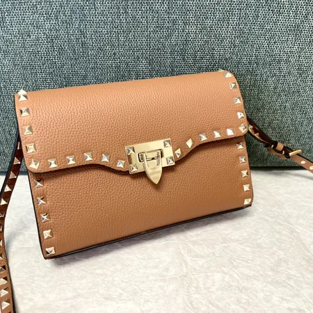 ヴァレンティノ ハンドバッグ