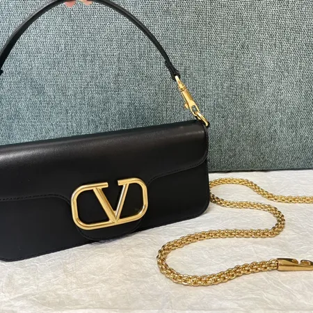 ヴァレンティノ ハンドバッグ